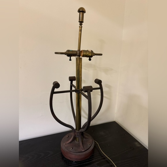 Hart Associates Mid Century Modern Brutalist Steel and Brass Lamp Postmoden - Picture 15 of 15